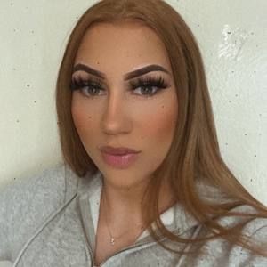 Meet your Posher, Chulaa